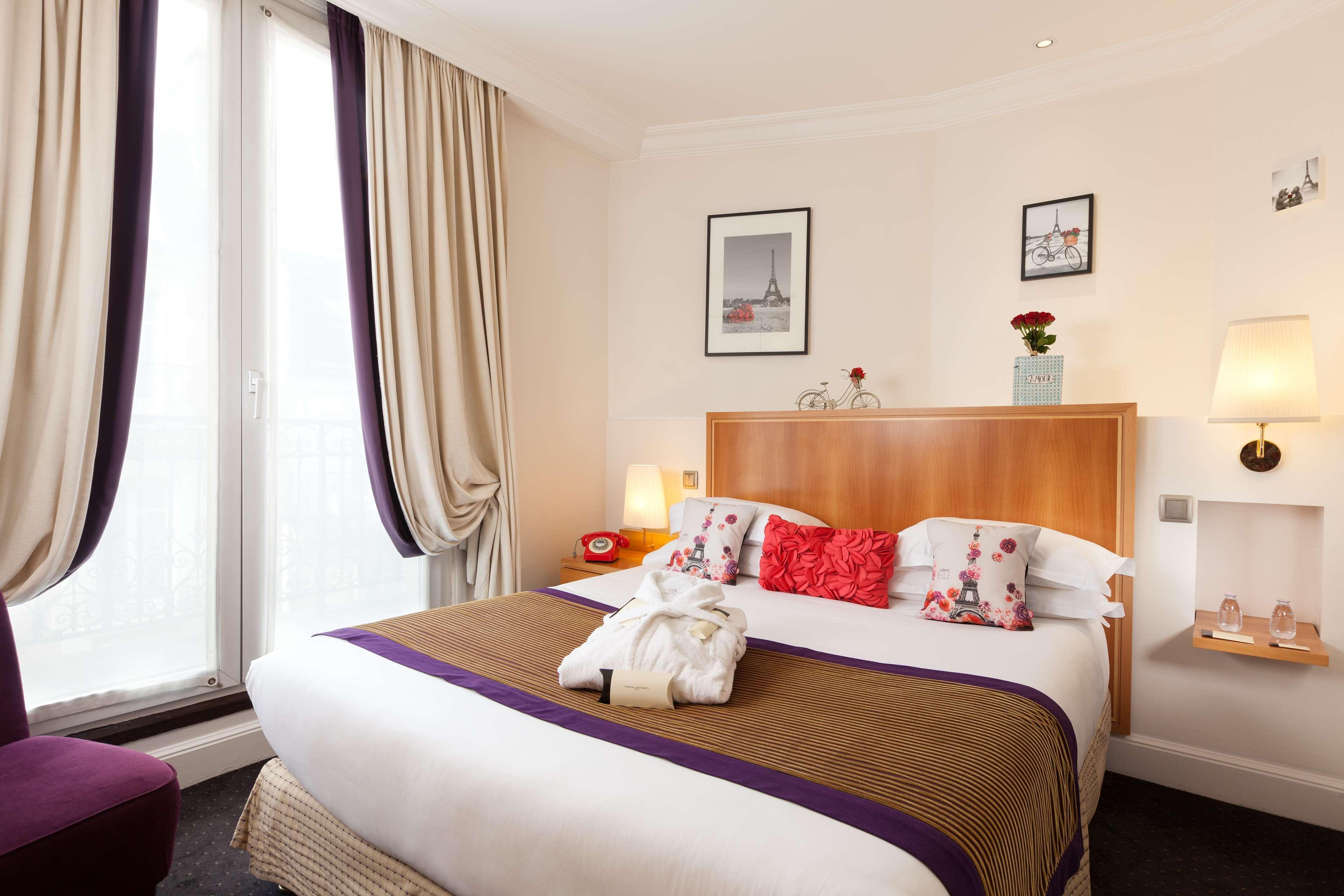 Hotel Waldorf Trocadero Tour Eiffel Paris Exterior photo