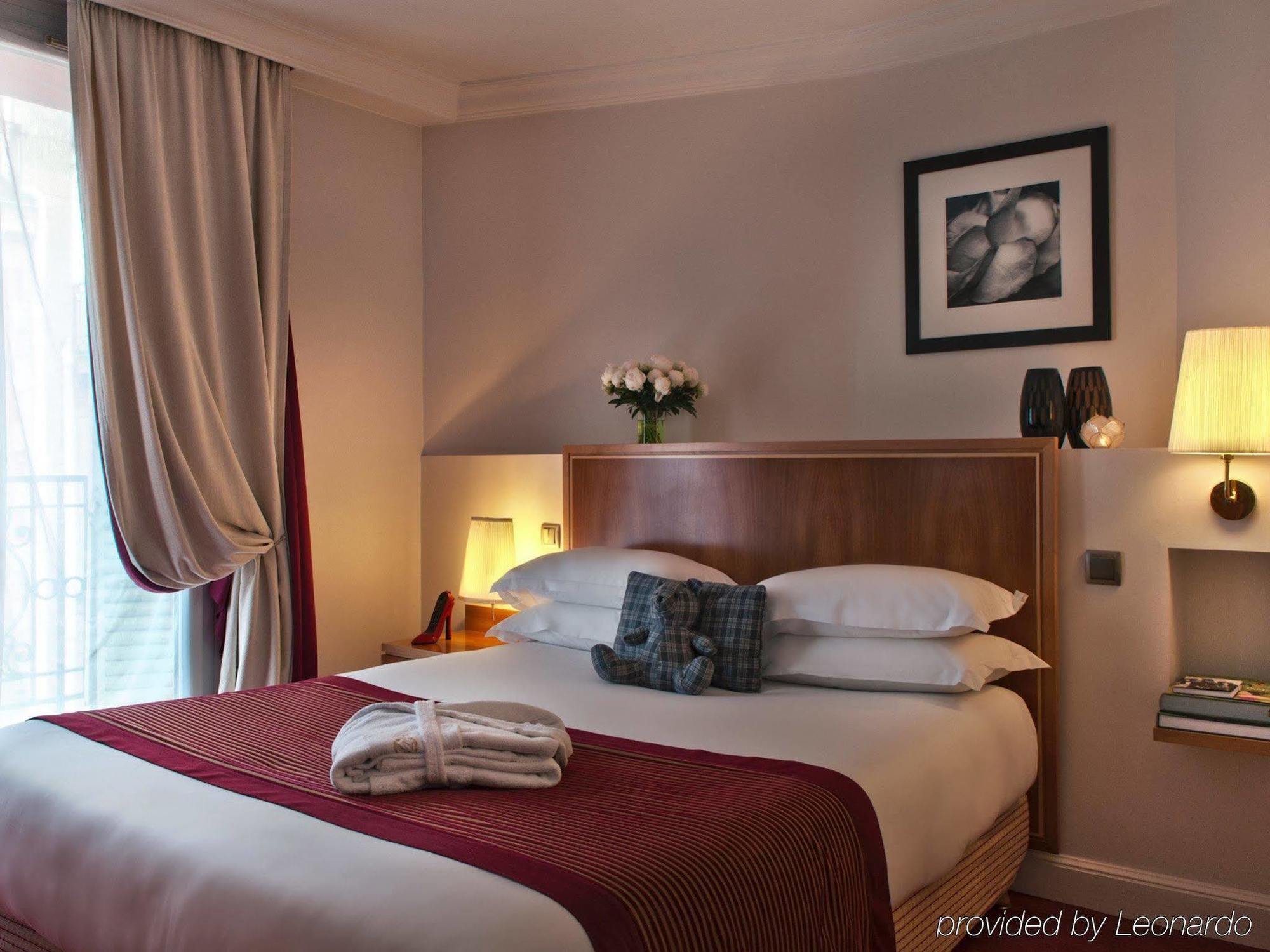 Hotel Waldorf Trocadero Tour Eiffel Paris Exterior photo