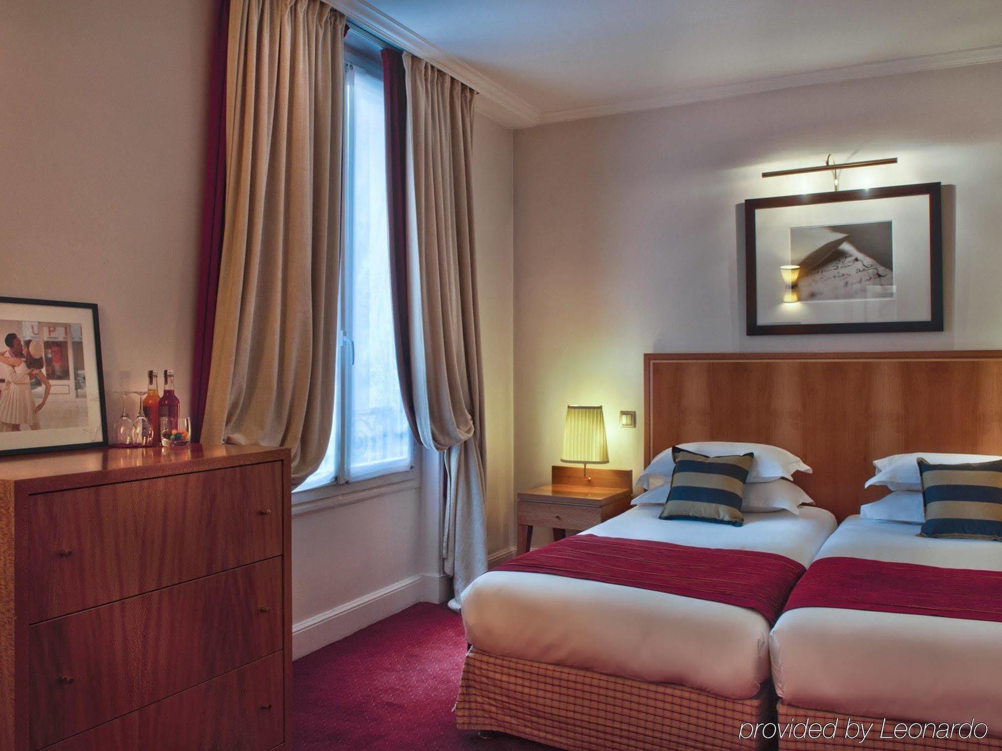 Hotel Waldorf Trocadero Tour Eiffel Paris Exterior photo